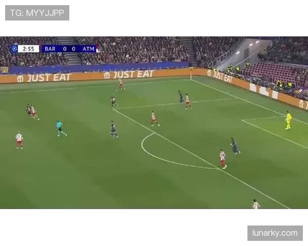 亚马尔跑位更积极，盘带撕开防线创造射门机会