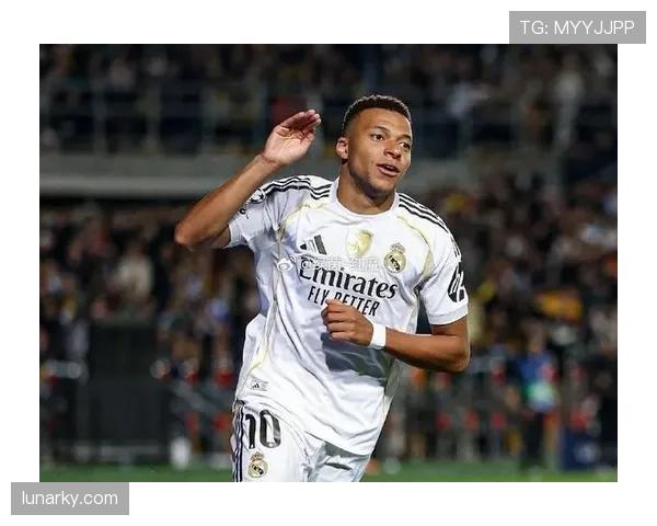 姆巴佩的职业选择如何塑造其发展轨迹？